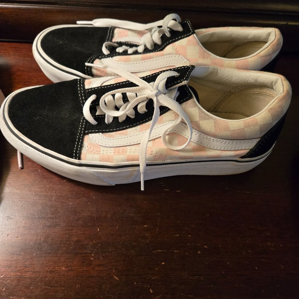Vans - Picture 3 of 5